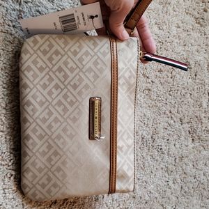 Tommy Hilfiger wristlet